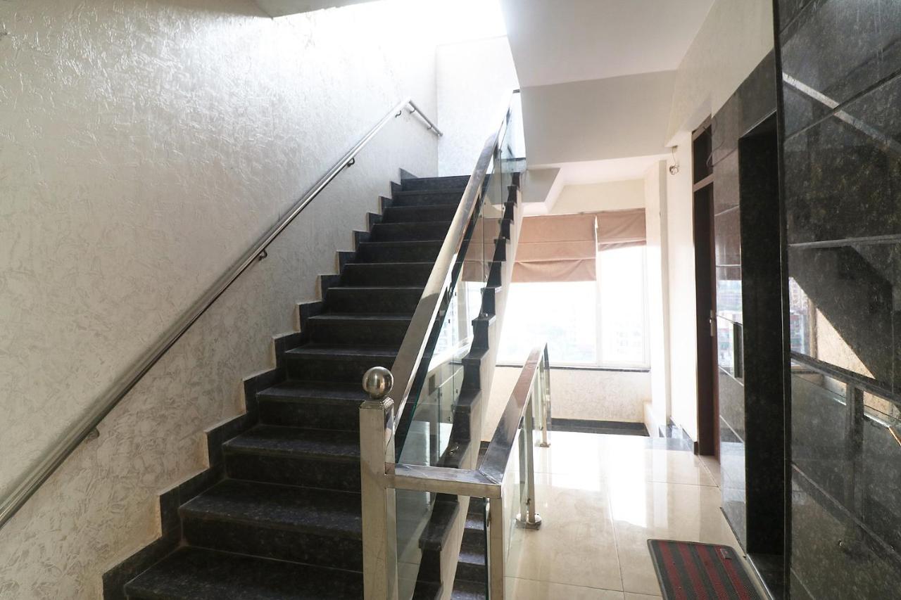 Fabhotel Mid Town Grand Panchkula Buitenkant foto